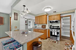 1413 10th Ave NE, Rochester, MN 55906 - Photo 8