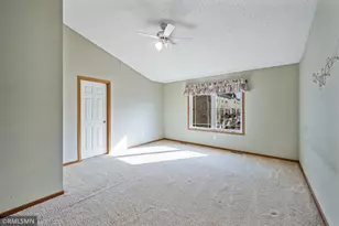 5046 Yuma Ln N, Plymouth, MN 55446 - Photo 10