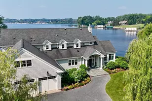 1105 Ferndale Rd W, Wayzata, MN 55391 - Photo 1