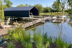 1105 Ferndale Rd W, Wayzata, MN 55391 - Photo 26