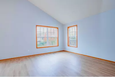 916 Parkside Boulevard, Hopkins, MN 55343 - Photo 20