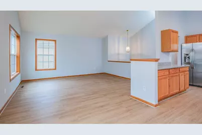 916 Parkside Boulevard, Hopkins, MN 55343 - Photo 16