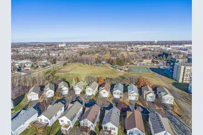 916 Parkside Boulevard, Hopkins, MN 55343 - Photo 44