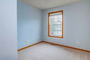 916 Parkside Blvd, Hopkins, MN 55343 - Photo 28