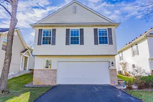 916 Parkside Blvd, Hopkins, MN 55343 - Photo 2