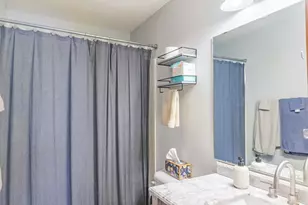 916 Parkside Blvd, Hopkins, MN 55343 - Photo 26