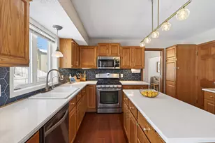 1704 Sunrise Ct, Burnsville, MN 55306 - Photo 12