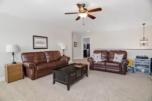 3915 Founders Path, Chaska, MN 55318 - Photo 20