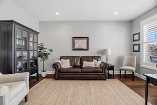 3915 Founders Path, Chaska, MN 55318 - Photo 4