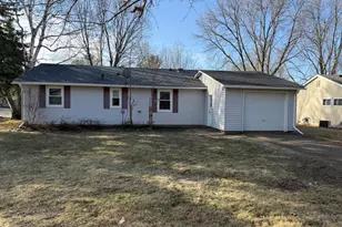 211 E 3rd Ave, Luck, WI 54853 - Photo 4