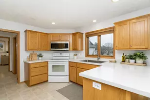 4804 Greenwood Ln NW, Rochester, MN 55901 - Photo 8