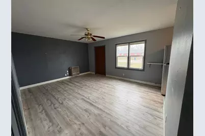 2118 Kansas Avenue, Benson, MN 56215 - Photo 2