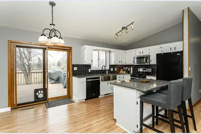 2007 23 1/2 Street SE, Rochester, MN 55904 - Photo 10