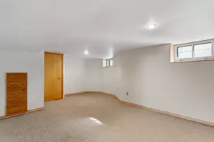 1105 Pleasant Ave, Saint Paul, MN 55102 - Photo 22