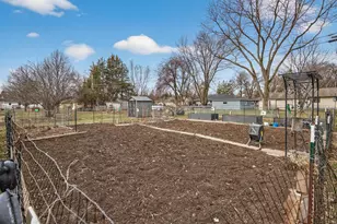 9447 Pilgrim Ln N, Maple Grove, MN 55369 - Photo 38