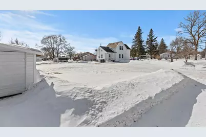 201 7th Street SW, Little Falls, MN 56345 - Photo 1