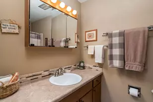 100 Cedar St, Mankato, MN 56001 - Photo 14