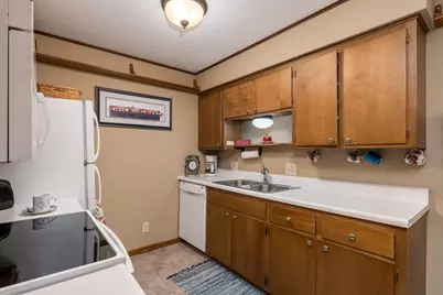 100 Cedar Street #305, Mankato, MN 56001 - Photo 8