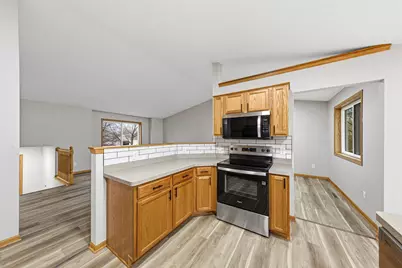 816 Orchard Circle, Belle Plaine, MN 56011 - Photo 18