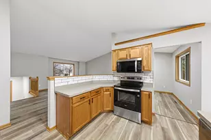 816 Orchard Cir, Belle Plaine, MN 56011 - Photo 18