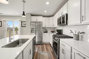 10502 Weston Wy N, Maple Grove, MN 55369 - Photo 10