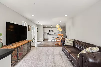 10502 Weston Way N, Maple Grove, MN 55369 - Photo 4