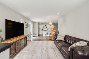 10502 Weston Wy N, Maple Grove, MN 55369 - Photo 4