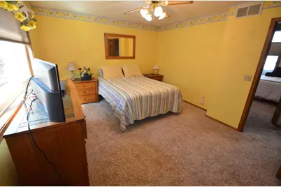 31066 Cedar Ridge Drive, Lindstrom, MN 55045 - Photo 10