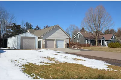 31066 Cedar Ridge Drive, Lindstrom, MN 55045 - Photo 4