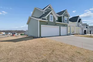 6615 Bluestem Wy, Excelsior, MN 55331 - Photo 32