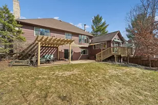 970 Sherwood Rd, Shoreview, MN 55126 - Photo 14