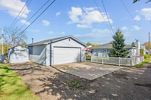 1956 3rd St E, Saint Paul, MN 55119 - Photo 40