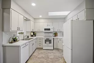 670 Lynwood Street SW, Owatonna, MN 55060 - Photo 8