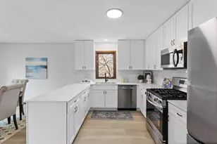 141 Australian Ave, North Saint Paul, MN 55117 - Photo 10