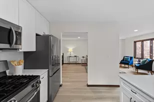 141 Australian Ave, North Saint Paul, MN 55117 - Photo 12