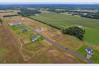 21005 Tippecanoe Street NE, East Bethel, MN 55011 - Photo 2