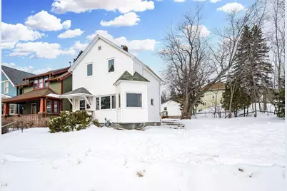1027 E 9th Street, Duluth, MN 55805 - Photo 2