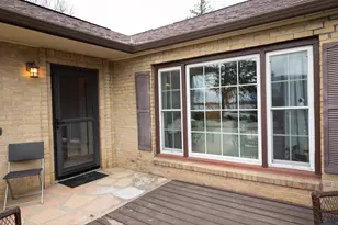 207 Lake Ave, Worthington, MN 56187 - Photo 6