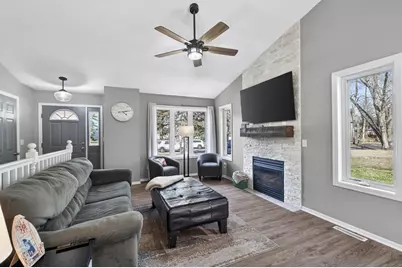 326 S Shore Drive, Forest Lake, MN 55025 - Photo 8