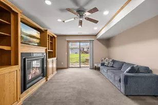 1286 Emerald Ln, Shakopee, MN 55379 - Photo 22