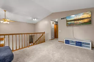 1286 Emerald Ln, Shakopee, MN 55379 - Photo 14
