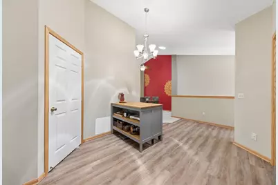 9821 Zinnia Lane N, Maple Grove, MN 55369 - Photo 8