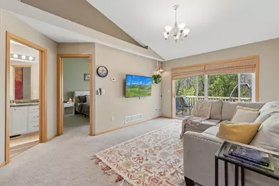 9821 Zinnia Lane N, Maple Grove, MN 55369 - Photo 4