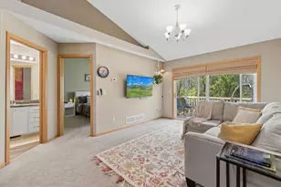 9821 Zinnia Ln N, Maple Grove, MN 55369 - Photo 4