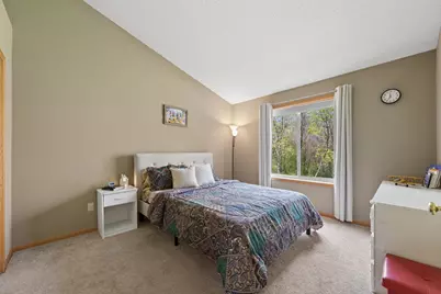 9821 Zinnia Lane N, Maple Grove, MN 55369 - Photo 10