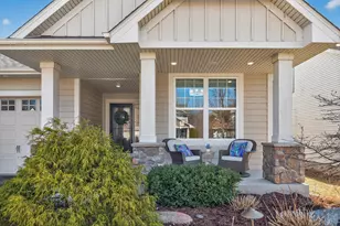 3625 Strawberry Ln, Excelsior, MN 55331 - Photo 2