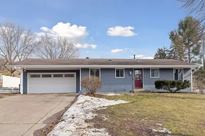 8351 Innsdale Avenue S, Cottage Grove, MN 55016 - Photo 2