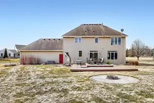 2823 Lisbon Ave N, Lake Elmo, MN 55042 - Photo 2