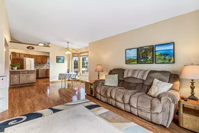 1237 Hilo Avenue N, Oakdale, MN 55128 - Photo 2