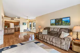 1237 Hilo Ave N, Oakdale, MN 55128 - Photo 2